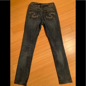 Silver Brand Straight Leg Skinny Jeans.